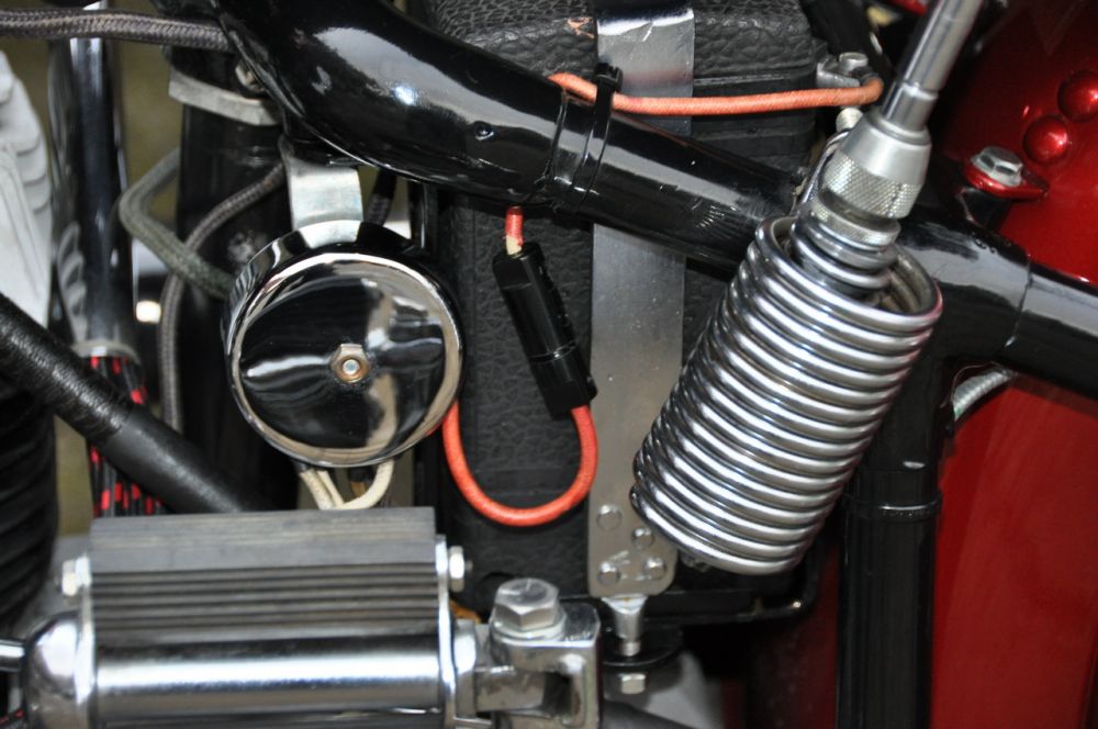 Indian Four 1940 red mét.