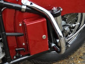 Indian Four 1940 red mét.