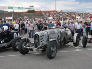 STuTZ DV 32 Blackhawk Twin Cam Racer