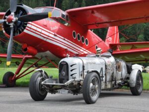 STuTZ DV 32 Blackhawk Twin Cam Racer