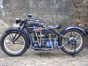 Henderson Four DeLuxe Model K, 1925