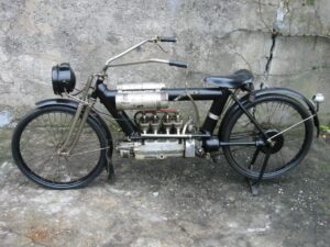 Pierce Four, 1910