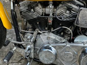 Harley-Davidson Panhead Bobber "Milwaukee Vibrator" 1949