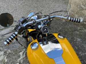 Harley-Davidson Panhead Bobber "Milwaukee Vibrator" 1949