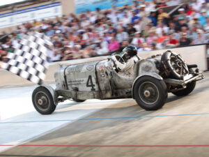STuTZ DV 32 Blackhawk Twin Cam Racer