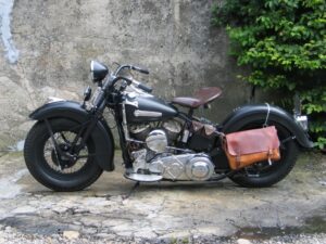Harley-Davidson Flathead UL 74" 1946 schwarz matt