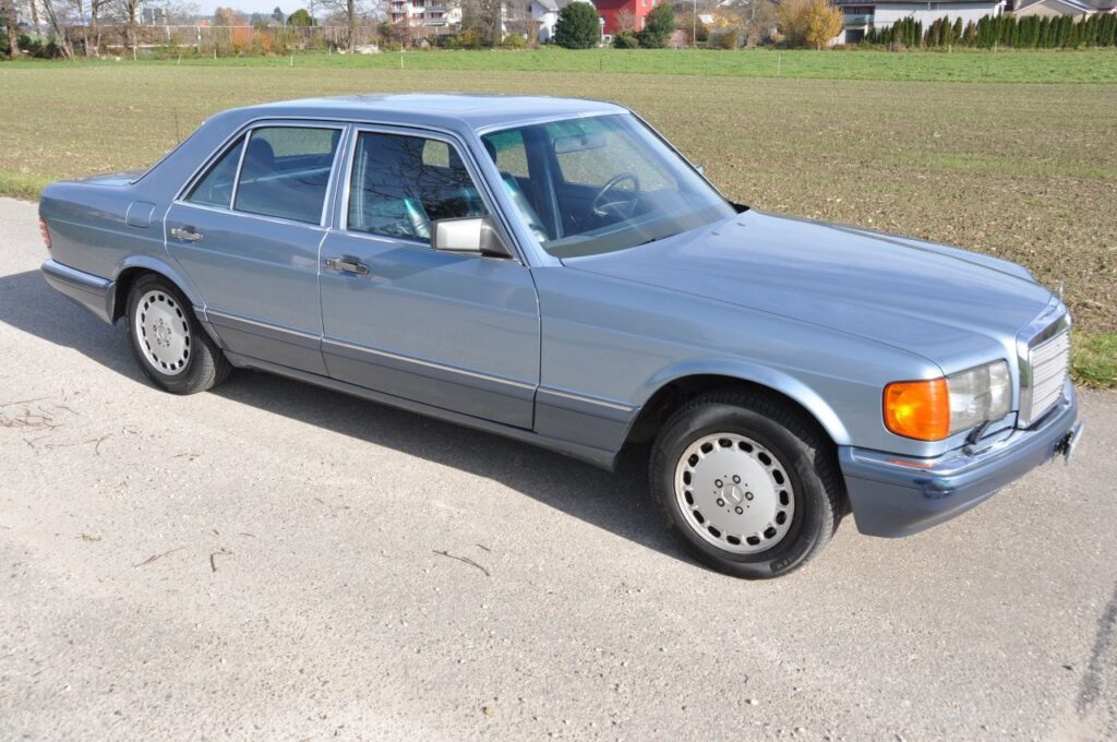 Mercedes-Benz W 126 560 SE