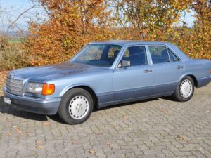 Mercedes-Benz W 126 560 SE