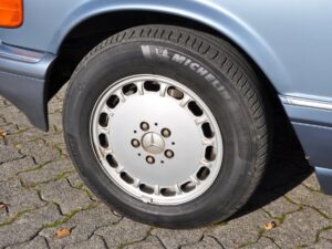 Mercedes-Benz W 126 560 SE