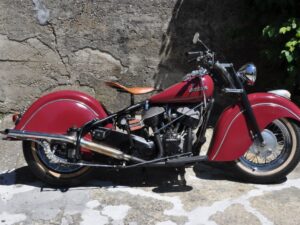 Indian Chief 74" 1947 red