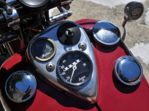 Indian Chief 74" 1947 red