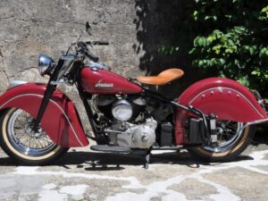 Indian Chief 74" 1947 red