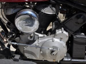 Indian Chief 74" 1947 red