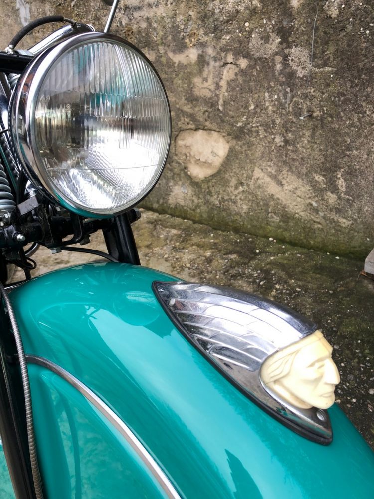 Indian Chief 74" 1948 light green