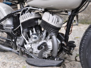 Harley-Davidson Flathead WLDR (Competition) Semi Racer