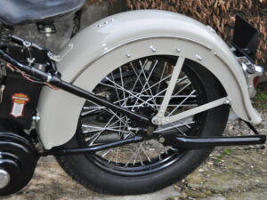 Harley-Davidson Flathead WLDR (Competition) Semi Racer