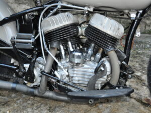 Harley-Davidson Flathead WLDR (Competition) Semi Racer