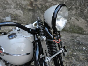Harley-Davidson Flathead WLDR (Competition) Semi Racer